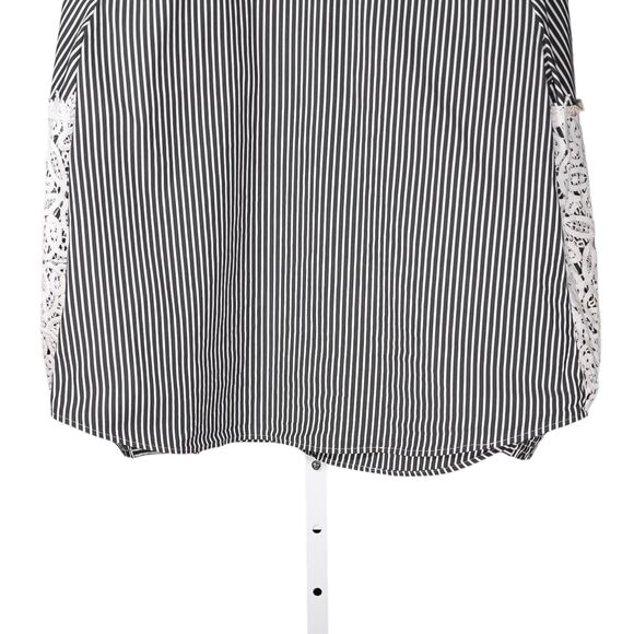 Chico's Womens Shirt Button Up Gray White Striped Lace Stretch Blouse Top 1.5/10 - Picture 7 of 8